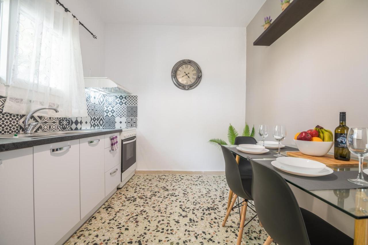Lazaris Apartamento Almiros Beach