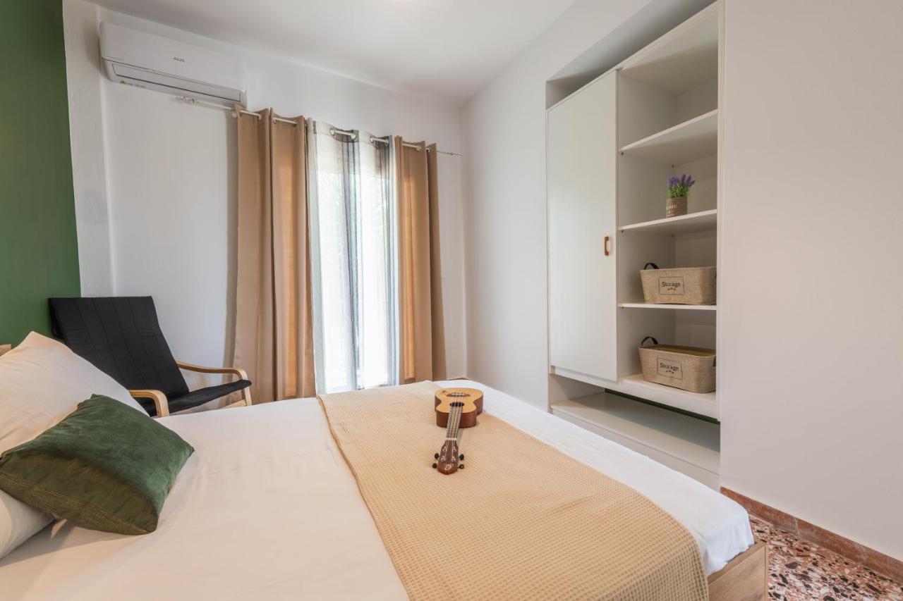 Lazaris Appartamento Almiros Beach