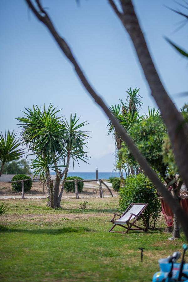 Lazaris Appartamento Almiros Beach